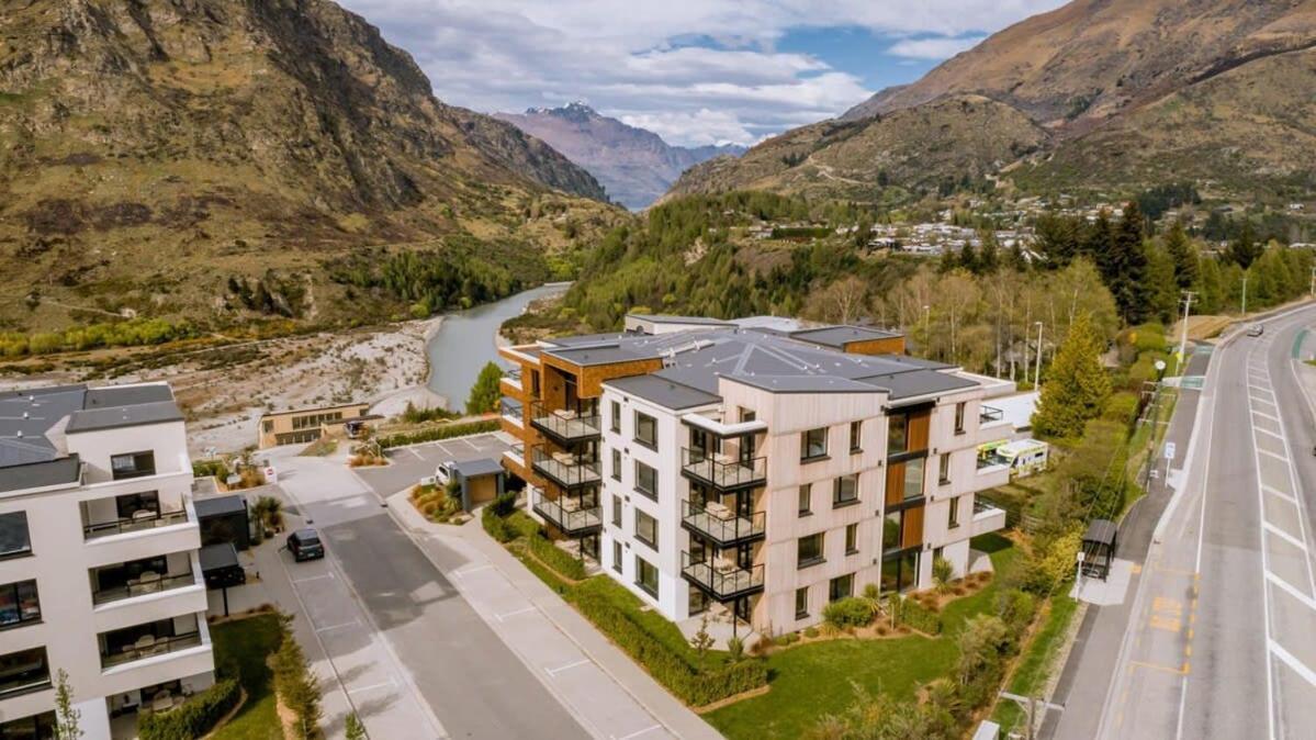 Rehia At La Residence Du Parc Куийнстаун Екстериор снимка