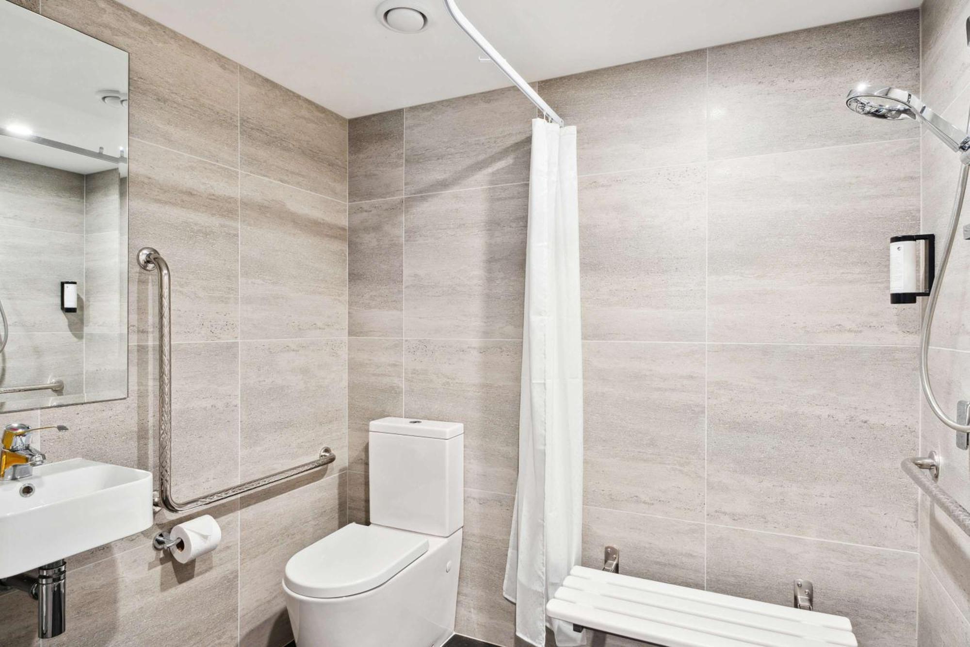 Rehia At La Residence Du Parc Куийнстаун Екстериор снимка